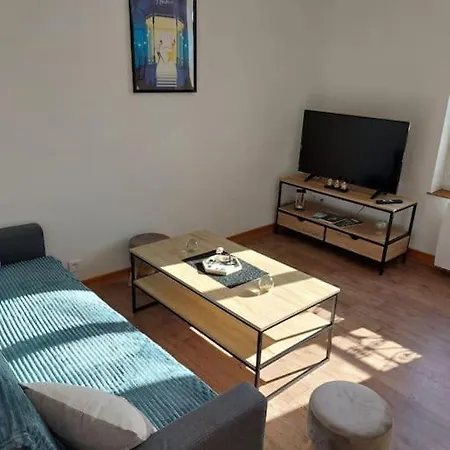 Apartment Proche Des Parcs